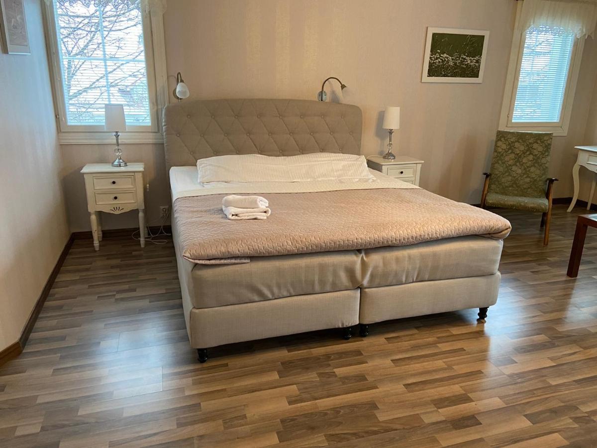 Lyhdyn Tila Hotel Каарина Екстериор снимка